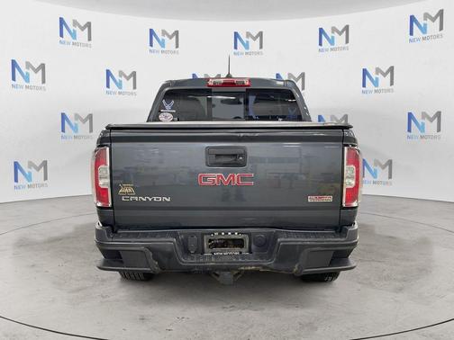 Cyber Gray Metallic 2015 GMC Canyon SLE