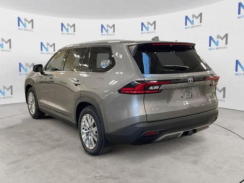 Metal 2025 Toyota Grand Highlander