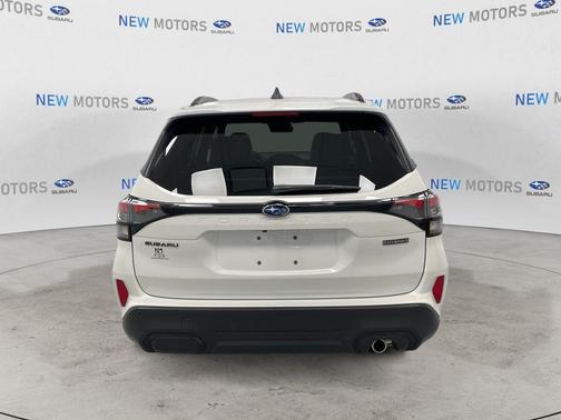 White Pearl 2026 Subaru Forester Touring