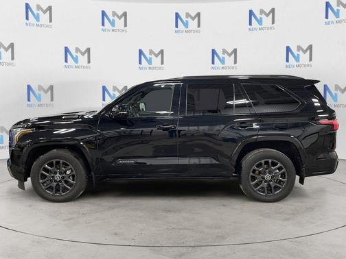 2024 Toyota Sequoia Platinum