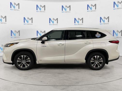 2020 Toyota Highlander Hybrid XLE