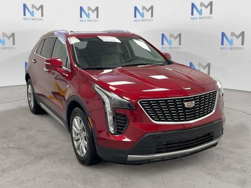 2023 Cadillac XT4 Premium Luxury