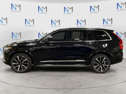 2023 Volvo XC90 B5 Plus