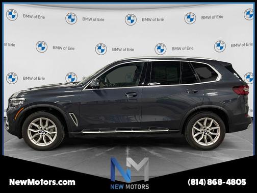 Gray Metallic 2022 BMW X5 xDrive40i
