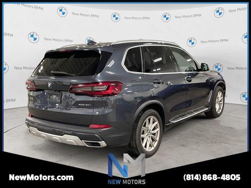 Gray Metallic 2022 BMW X5 xDrive40i