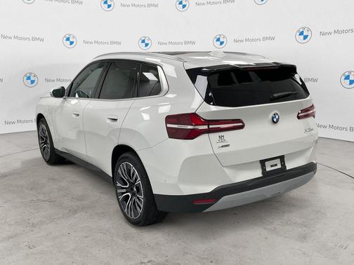 Mineral White Metallic 2026 BMW X3 30 xDrive