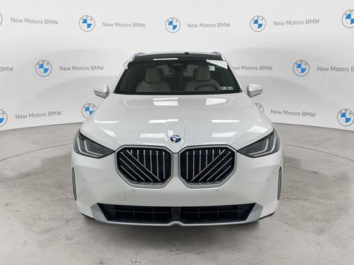 Mineral White Metallic 2026 BMW X3 30 xDrive