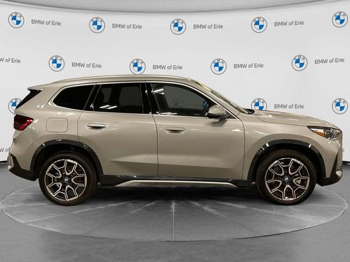 Space Silver 2026 BMW X1 xDrive28i
