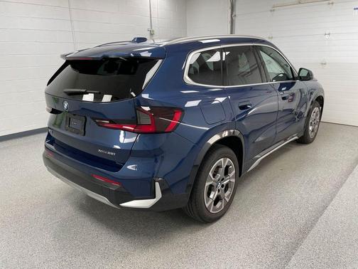 Blue Metallic 2025 BMW X1 xDrive28i