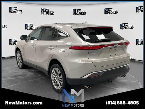 Titanium 2023 Toyota Venza Limited