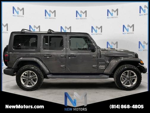 Granite Crystal Clearcoat Metallic 2020 Jeep Wrangler Unlimited Sahara