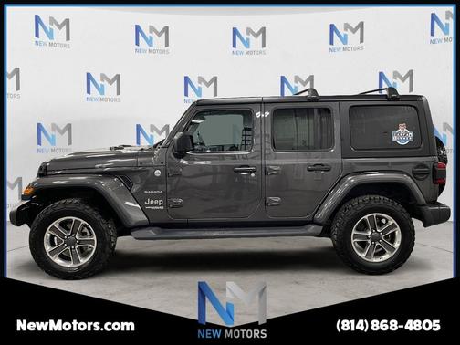Granite Crystal Clearcoat Metallic 2020 Jeep Wrangler Unlimited Sahara