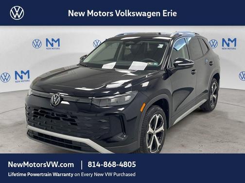 Deep Black Pearl Effect 2026 Volkswagen Tiguan 2.0T SE
