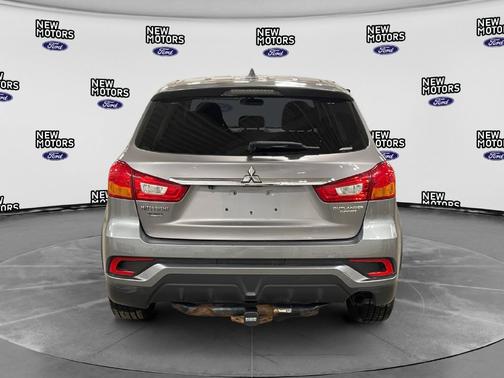 Gray 2019 Mitsubishi Outlander Sport 2.0 LE