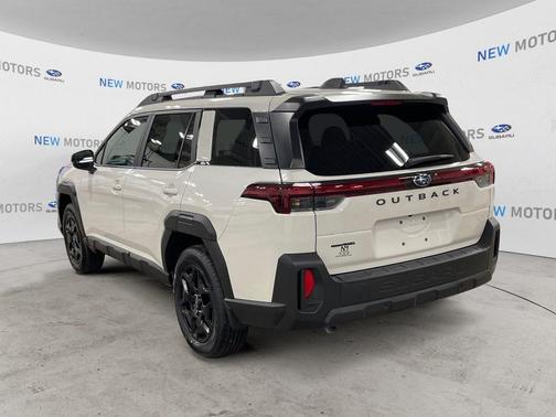 Crystal White Pearl 2026 Subaru Outback Limited