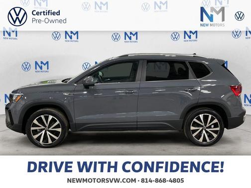 Pure Gray 2023 Volkswagen Taos 1.5T SE