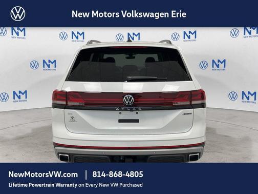 Opal White Pearl 2026 Volkswagen Atlas 2.0T Peak Edition