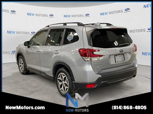 Ice Silver Metallic 2021 Subaru Forester Premium