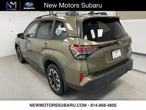 Green Metallic 2025 Subaru Forester Premium