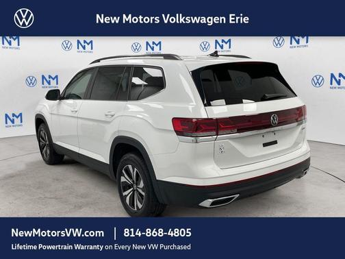 White Pearl 2026 Volkswagen Atlas 2.0T SE