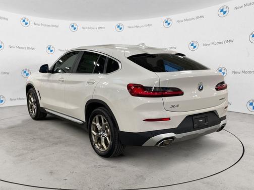 Alpine White 2022 BMW X4 xDrive30i