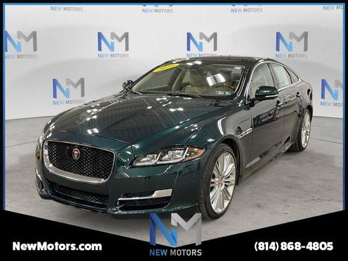 British Racing Green 2016 Jaguar XJ XJ R-Sport