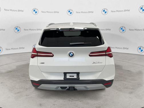 Mineral White Metallic 2026 BMW X3 30 xDrive