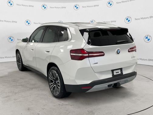 Mineral White Metallic 2026 BMW X3 30 xDrive