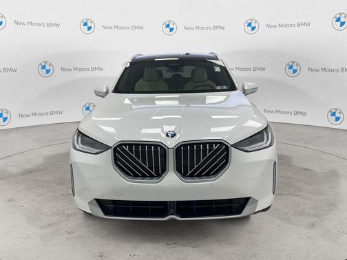 Mineral White Metallic 2026 BMW X3 30 xDrive