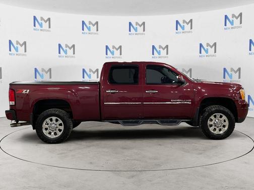 Red 2013 GMC Sierra 2500 Denali