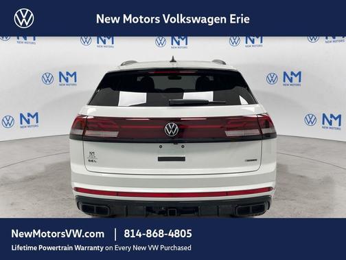 Opal White Pearl 2026 Volkswagen Atlas Cross Sport 2.0T SEL R-Line Black