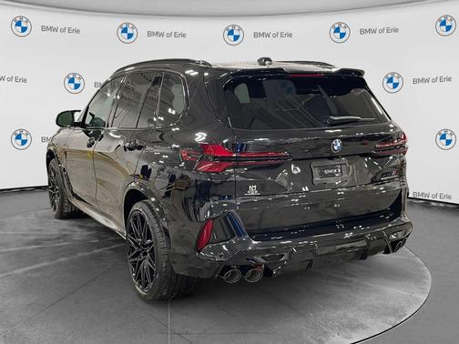 Black Sapphire Metallic 2026 BMW X5 M Competition