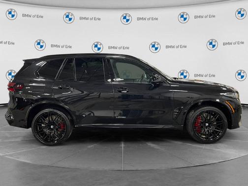 Black Sapphire Metallic 2026 BMW X5 M Competition