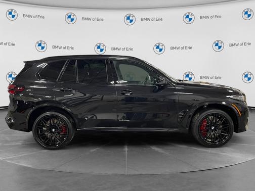 Black Sapphire Metallic 2026 BMW X5 M Competition