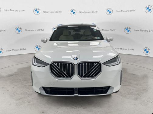 Mineral White Metallic 2026 BMW X3 30 xDrive