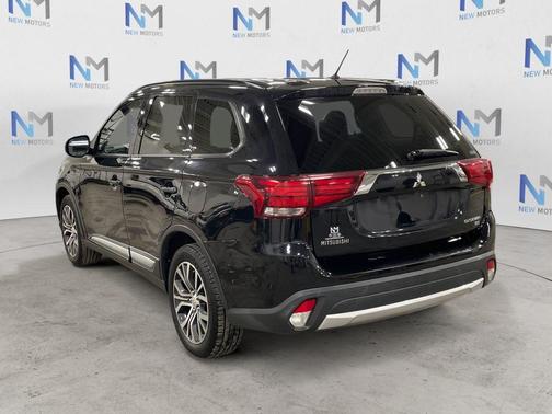 2016 Mitsubishi Outlander ES