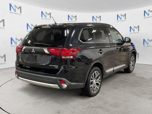 2016 Mitsubishi Outlander ES
