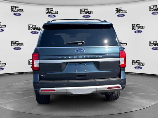 Blue Metallic 2024 Ford Expedition XLT