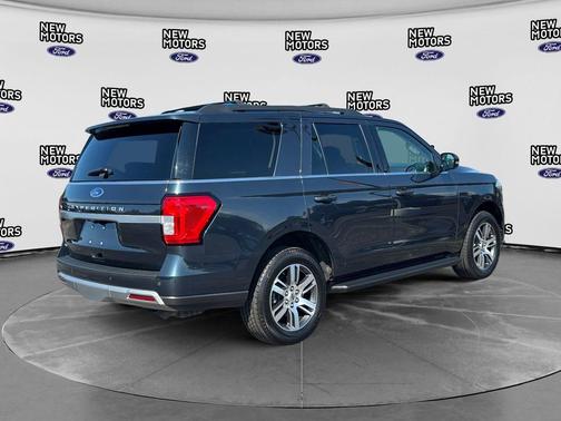 Blue Metallic 2024 Ford Expedition XLT