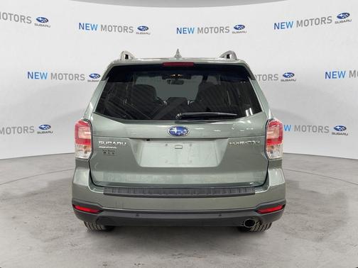 Jasmine Green Metallic 2018 Subaru Forester 2.5i Limited