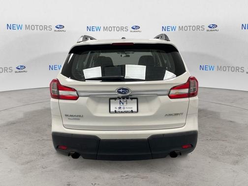 2019 Subaru Ascent Base 8-Passenger