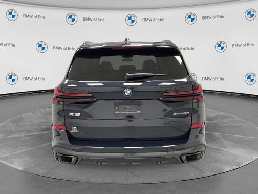 Carbon Black Metallic 2026 BMW X5 xDrive40i