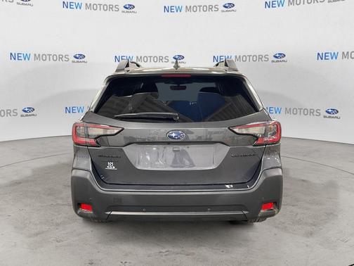 Magnetite Gray Metallic 2024 Subaru Outback Onyx Edition
