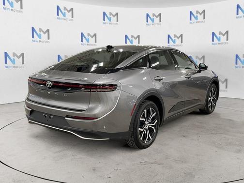 Metal 2026 Toyota Crown XLE