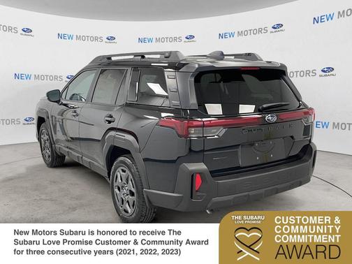 Black / Silver 2026 Subaru Outback Premium
