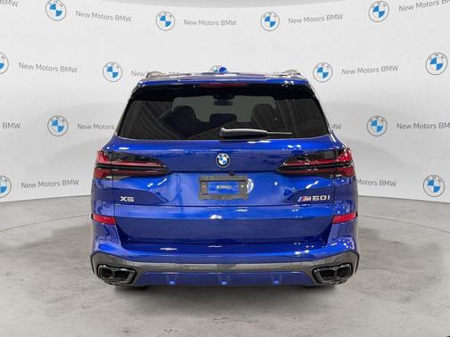 2025 BMW X5 M60i