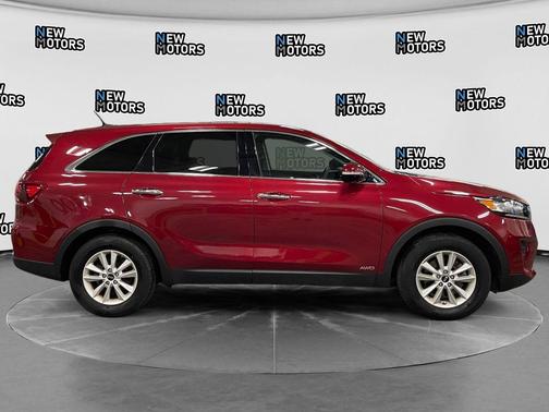 Passion Red 2019 Kia Sorento LX
