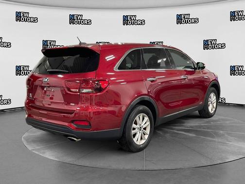 Passion Red 2019 Kia Sorento LX