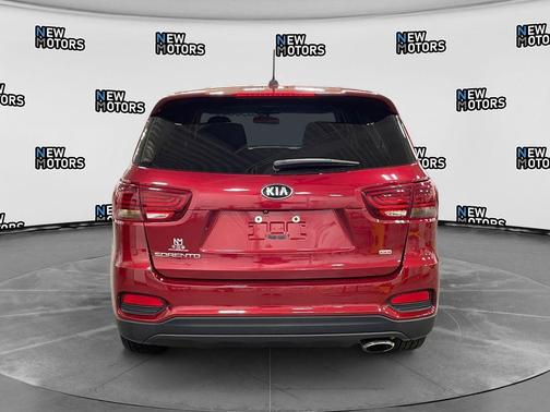 Passion Red 2019 Kia Sorento LX