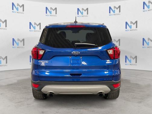 Lightning Blue Metallic 2019 Ford Escape SE